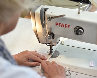Arbeit in der Textilwerkstatt 2